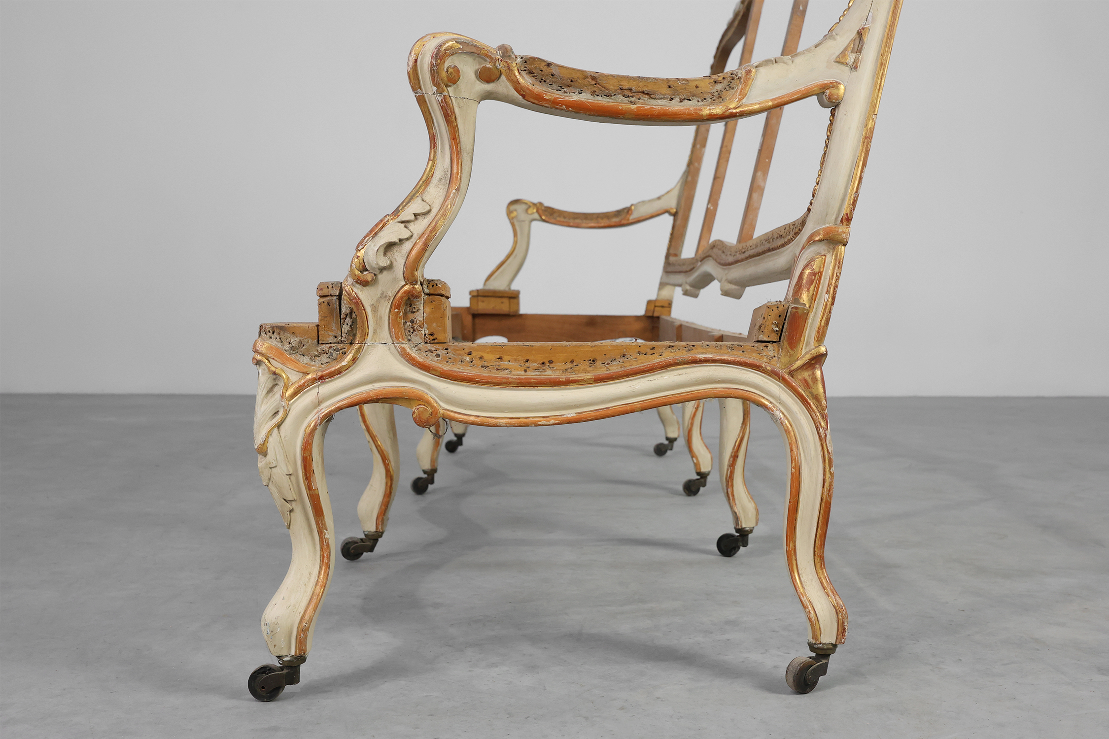 Original Early 19th Century Louis XV Suite in Carved Wood, Francethumbnail